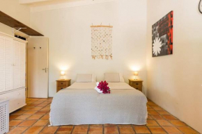 Caya Luna Apartments